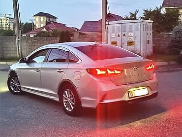 Продажа авто: Hyundai Sonata: 2017 г., 2 л, Автомат, Бензин, Седан — 4