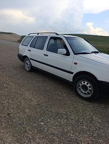 раф 4 1995: Volkswagen Golf Variant: 1994 г., Универсал — 3