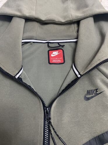 прокат мужских костюмов [возьми на прокат] бишкек фото: Мужской спортивный костюм, L, Nike, Новый, цвет - Зеленый — 3