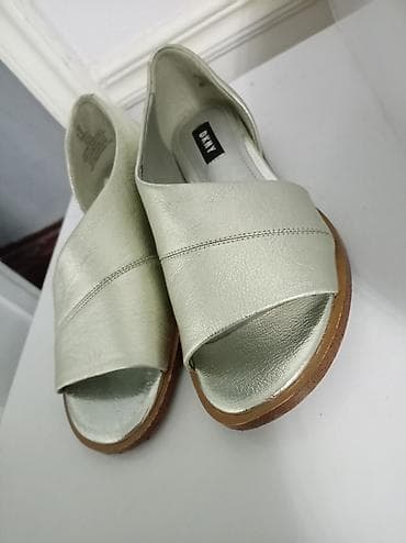 кан кен: Босоножкалар, 36.5, DKNY, Колдонулган, түсү - Алтын, Акылуу жеткирүү — 3