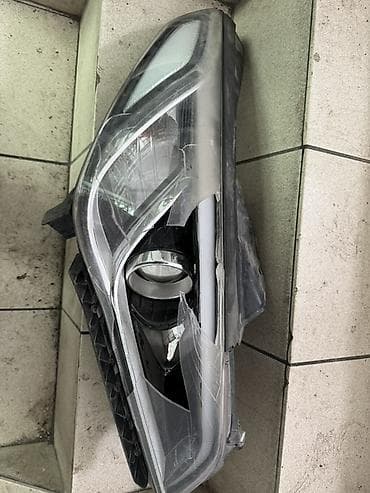 Передняя правая фара Hyundai Оригинал — 1