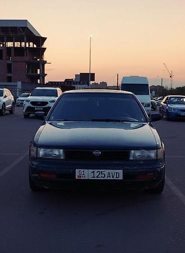 Nissan Maxima: 1992 г., 3 л, Механика, Бензин, Седан