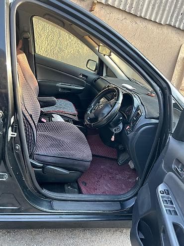 машина япошки: Toyota WISH: 2005 г., Минивэн — 6