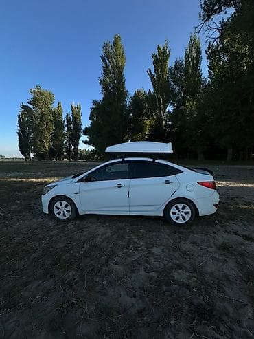 Унаа: Hyundai Solaris: 2014 г., 1.6 л, Кол менен иштөөчү, Бензин, Седан — 6