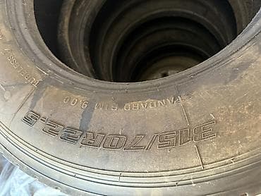покрышки на фуру: Грузовые бескамерные шины (tubeless), регрувируемые (regroovable). На — 7