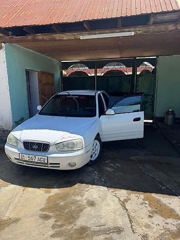 Hyundai Elantra: 2002 г., 1.5 л, Механика, Бензин, Седан