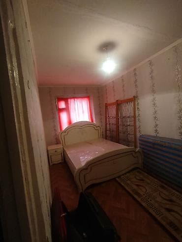 студия комната: Продается 2х и 3х комнатная квартира 2 этаж. Местоположение Иссык — 1