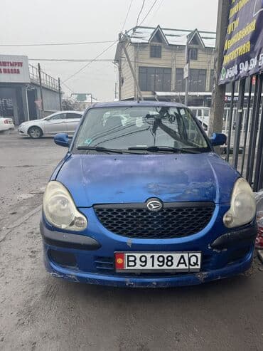 сирион: Daihatsu Sirion: 2003 г., 1.3 л, Механика, Бензин, Хэтчбэк — 5