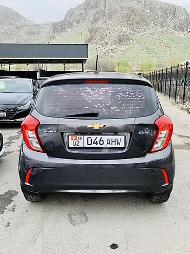 иж 49: Chevrolet Spark: 2016 г., 1 л, Автомат, Бензин, Хэтчбэк — 2