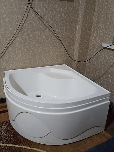 бассейн пластиковый: Угловая акриловая ванна/сидячая купель - Компактная угловая модель — 3