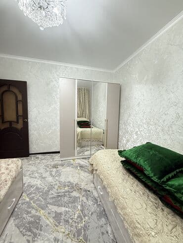 сдается квартира долгосрочные ош: 3 комнаты, 80 м², 106 серия улучшенная, 1 этаж — 5