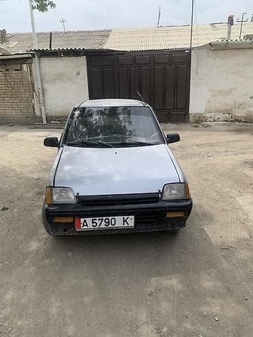 Унаа сатуу: Daewoo Tico: 1997 г., 0.8 л, Кол менен иштөөчү, Бензин, Хетчбек — 1