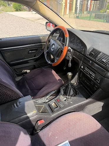 BMW 5 series: 1998 г., 2 л, Кол менен иштөөчү, Бензин, Седан — 5