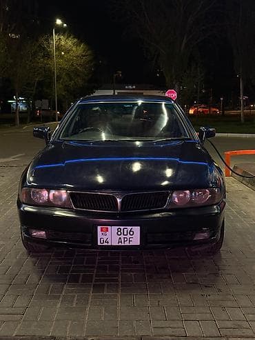 Mitsubishi Diamante: 2002 г., 2.5 л, Автомат, Бензин, Седан