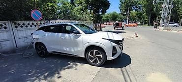 чанган уни к: Changan Uni-Z: 2026 г., 1.5 л, Вариатор, Гибрид, Кроссовер — 1