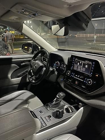 Toyota Highlander: 2021 г., 2.5 л, Автомат, Гибрид, Кроссовер — 6