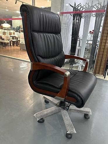 стул стульчик: Офисное кресло, С колесиками, цвет - Черный, Экокожа — 2