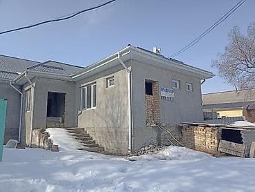 дом с участком: Продаётся дом/помещение под завершение ремонта. Описание: - Кирпичные — 6