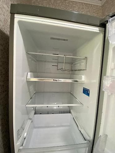 горизонтальный холодильник: Холодильник Samsung, Двухкамерный, No frost — 5
