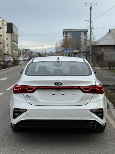 продаю киа бишкеке: Kia K3: 2019 г., Седан — 3