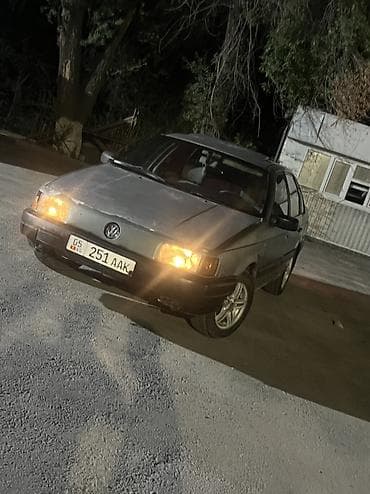 mazda protage: Volkswagen Passat: 1988 г., 1.8 л, Механика, Бензин, Седан — 4