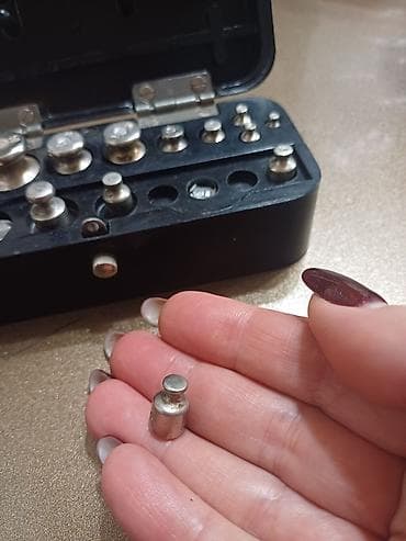 эхо кг: Набор прецизионных гирь, соответствующих стандарту ГОСТ 7328-61, 4 — 4