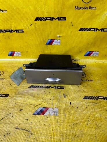 шитье наволочек для подушек: Центральная консоль Honda Б/у, Оригинал, Япония — 1