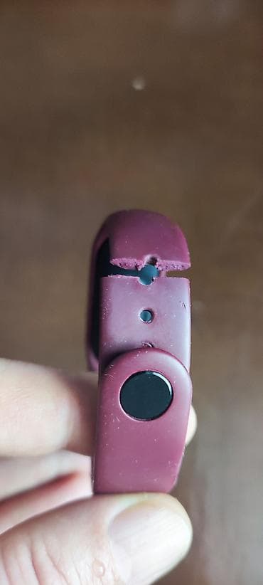 смарт: Фитнес-браслет Xiaomi Mi Band в бордовом силиконовом ремешке — 3