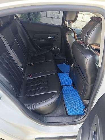 q 7: Chevrolet Cruze: 2016 г., 1.8 л, Автомат, Бензин, Седан — 6