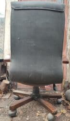 стоматологическое кресло бу: Офисное кресло, Б/у, С колесиками, цвет - Черный, Экокожа, Самовывоз — 3