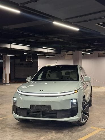 li: Lixiang L7: 2025 г., 1.5 л, Автомат, Электромобиль, Кроссовер — 2