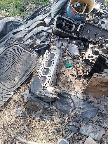 Автохимия: Разрозненный комплект запчастей двигателя внутреннего сгорания — 1