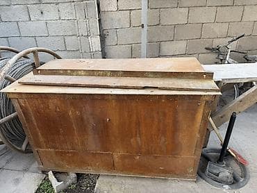Продаю на металл Металлический ящик/сундук для хранения и инструмента