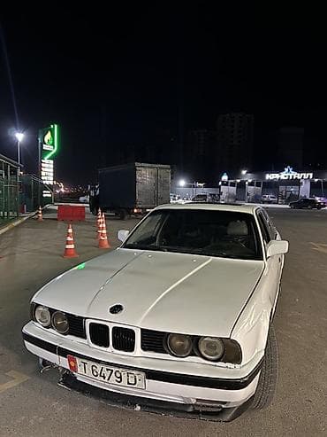 bmw e5: BMW 540: 1990 г., 2 л, Механика, Седан — 4