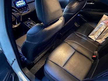 camry 2020: Toyota Corolla: 2019 г., 1.8 л, Автомат, Гибрид, Седан — 10