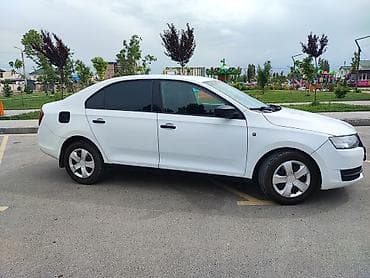 2017: Skoda Rapid: 2017 г., 1.6 л, Автомат, Седан — 2