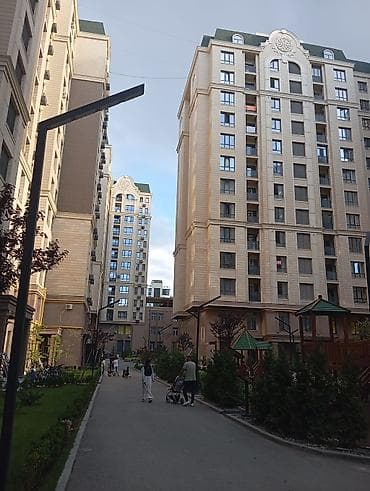 Кызматтар: Продаётся 1 комнатная квартира под ПСО, в центре города Ч. Айтматова — 4