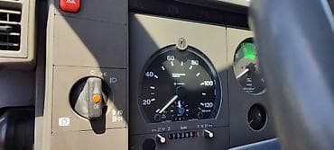 кабина 814: Грузовик тентованный Mercedes-Benz 814. борт-тент. 4-куб кара матор — 3