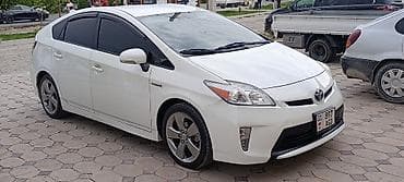 Унаа: Toyota Prius: 2013 г., 1.8 л, Автомат, Гибрид, Хетчбек — 5