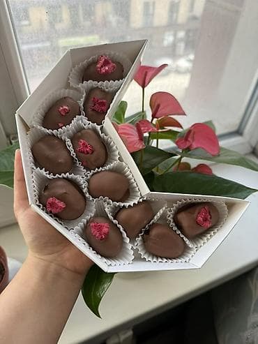 Соусы и специи: Финики с грецким орехом в шоколаде Коробка 790 с Коробка месяц 690 — 3