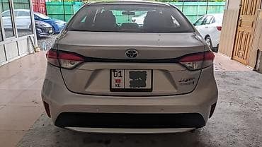 camry 80: Toyota Corolla: 2019 г., 1.8 л, Вариатор, Гибрид, Седан — 5