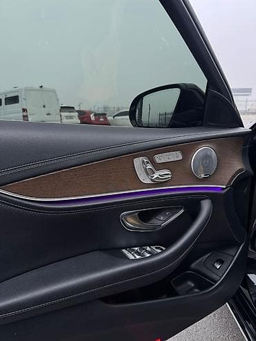 sprinter classic: Mercedes-Benz E-Class: 2019 г., 2 л, Бензин, Седан — 6