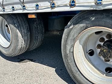 124 amg: Тягач, Volvo, 2001 г., Шторный — 8