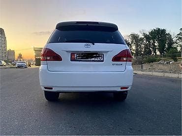 ипсум чехол: Toyota Ipsum: 2002 г., 2.4 л, Автомат, Газ, Минивэн — 2