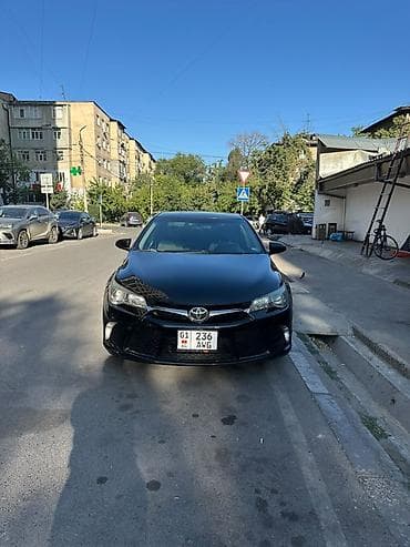 Продажа авто: Toyota Camry: 2017 г., Автомат, Бензин, Седан — 3