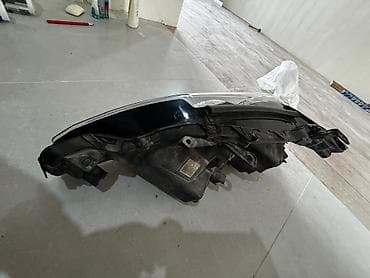 кулер: Передняя левая фара Toyota Оригинал — 3