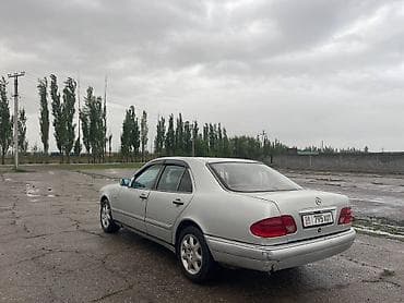 Mercedes-Benz E-Class: 1995 г., 2.2 л, Кол менен иштөөчү, Бензин, Седан — 4