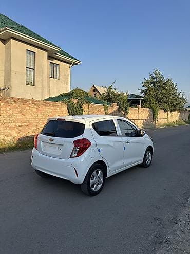 Продажа авто: Chevrolet Spark: 2022 г., 1 л, Вариатор, Бензин, Хэтчбэк — 5