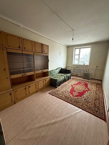 прод дом: Сдается дом с участком. Без хозяина. 3 комнаты. Адрес: с. Верхний — 3