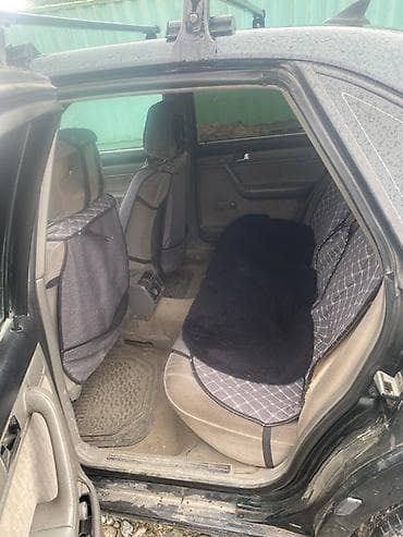 кассеты аудио: Audi 100: 1992 г., 2 л, Механика, Бензин, Седан — 8
